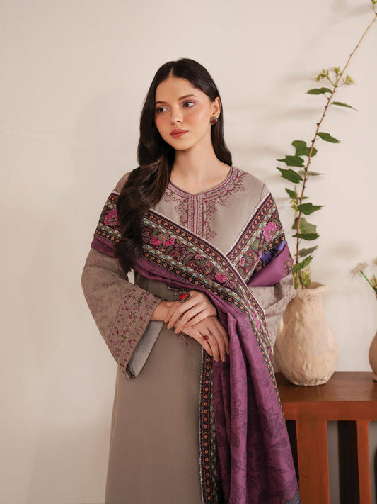 LAWN 3 Piece Embroidered Suit (Article 34)