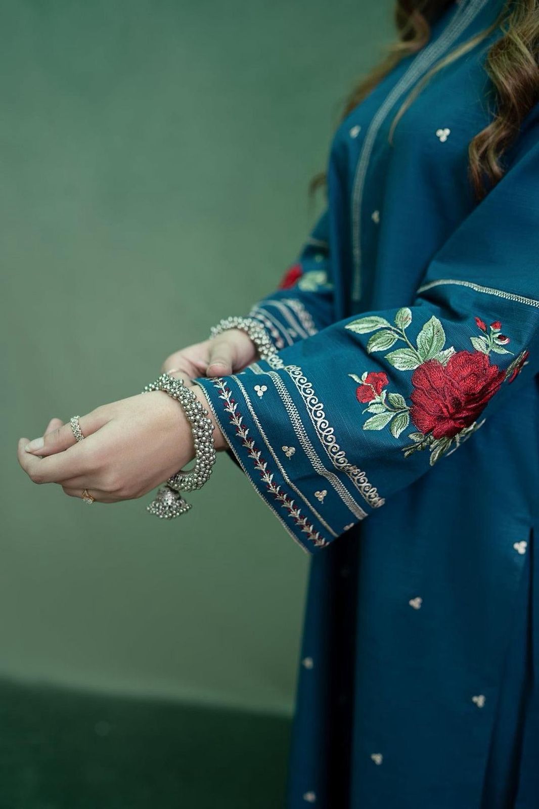LAWN 3 Piece Embroidered Suit (Article 37)
