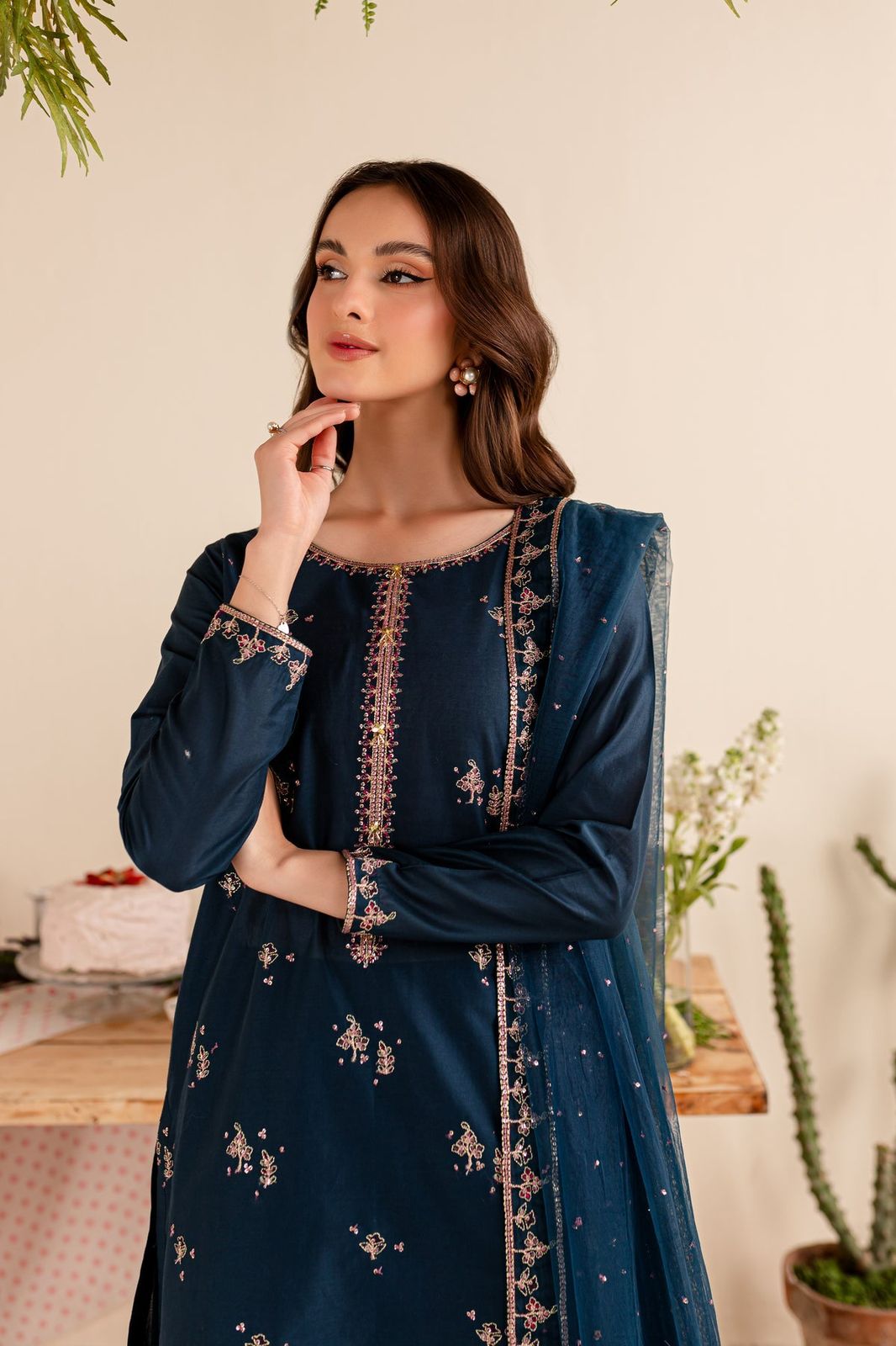 LAWN 3 Piece Embroidered Suit (Article 9)