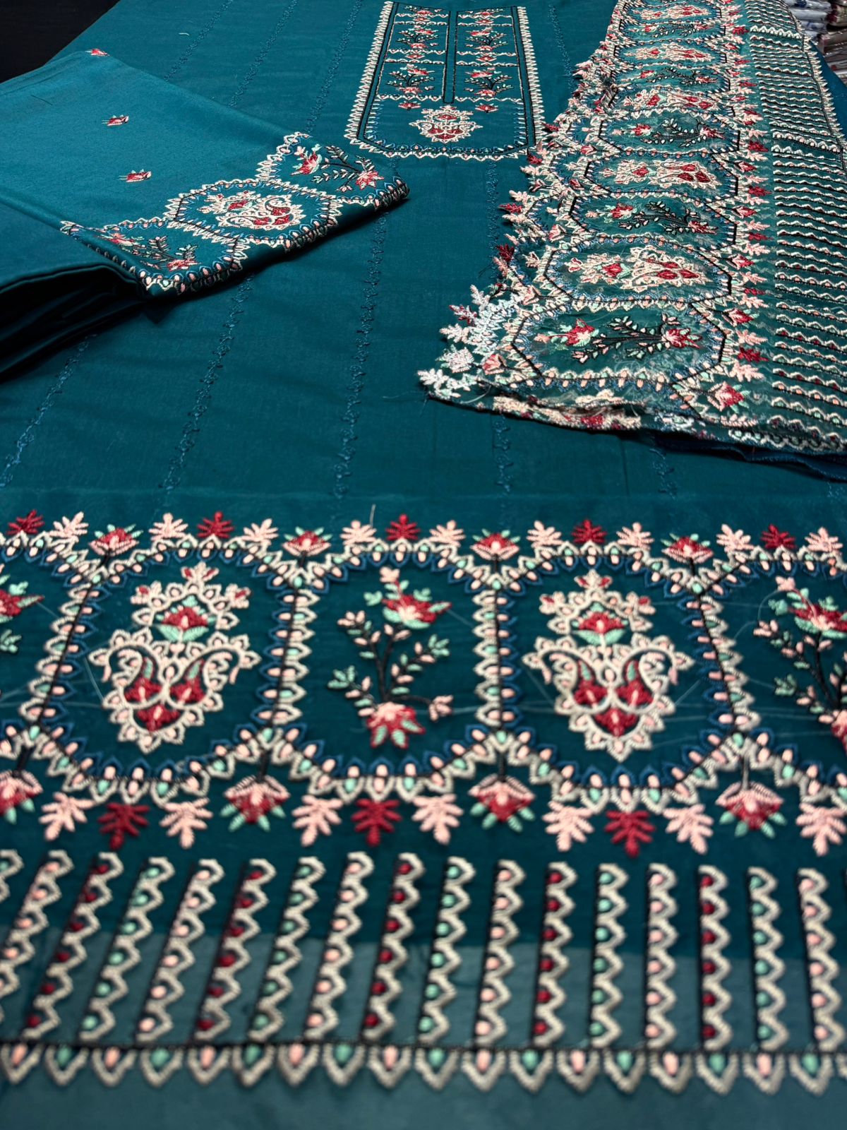 LAWN 3 PIECE EMBRIODERY